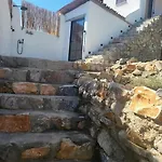 Stone House With Pool Μούγκλα