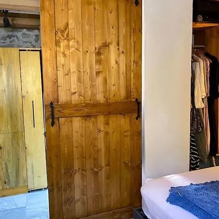 別荘 Stone House With Pool