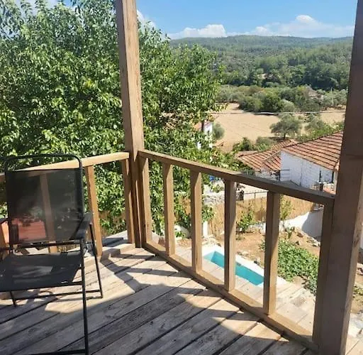 Сasa de vacaciones Stone House With Pool *